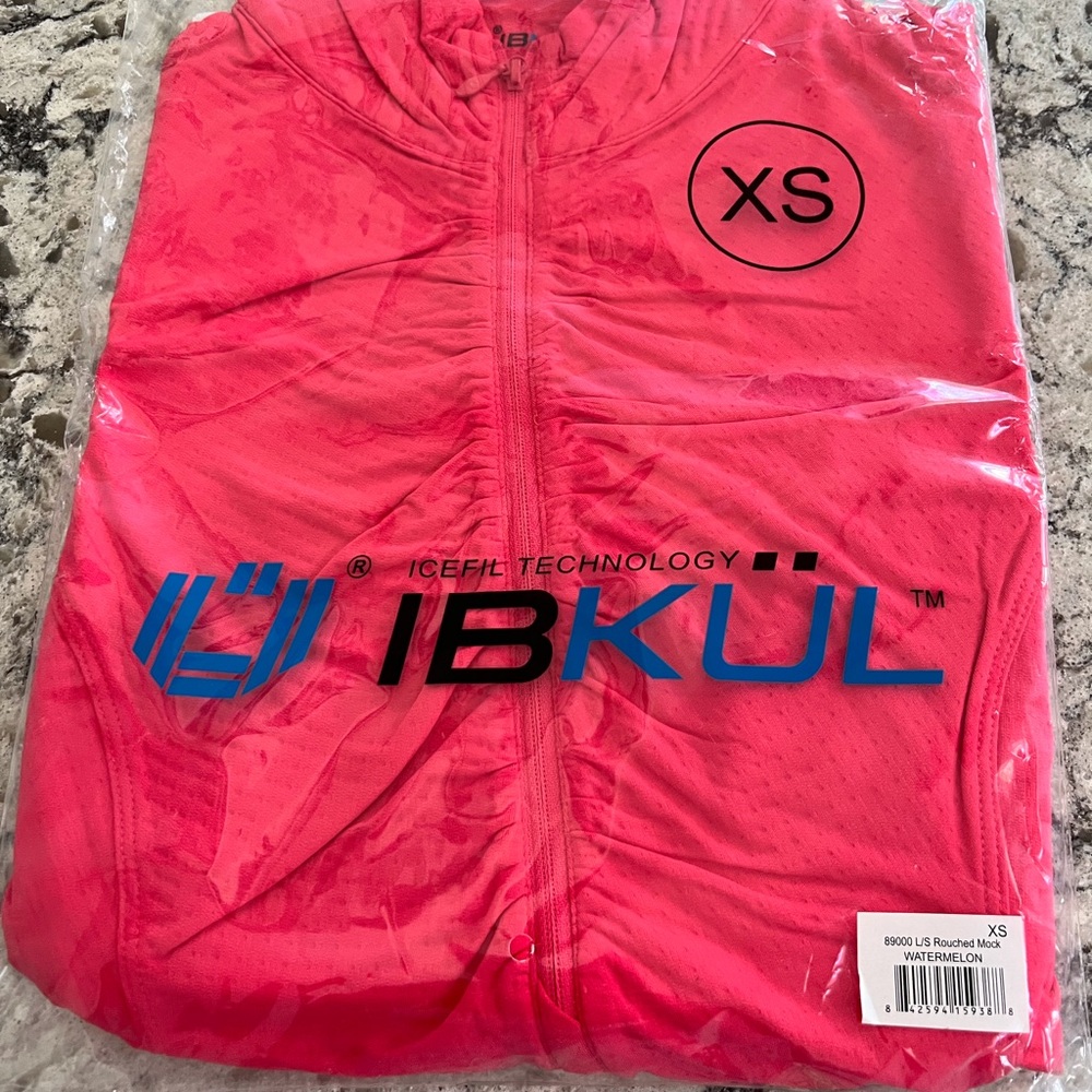 IBKUL XS Mock long sleeve. Great for golf or tennis